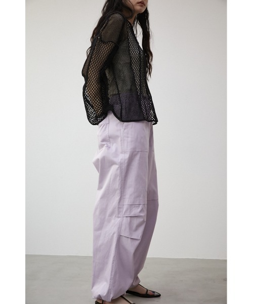 AZUL by moussy（アズールバイマウジー）の「LOOSE CARGO PANTS/ルースカーゴパンツ（カーゴパンツ・レディース・ライトパープル/オフホワイト/ブラック・SMALL/MEDIUM）」の6枚目の写真