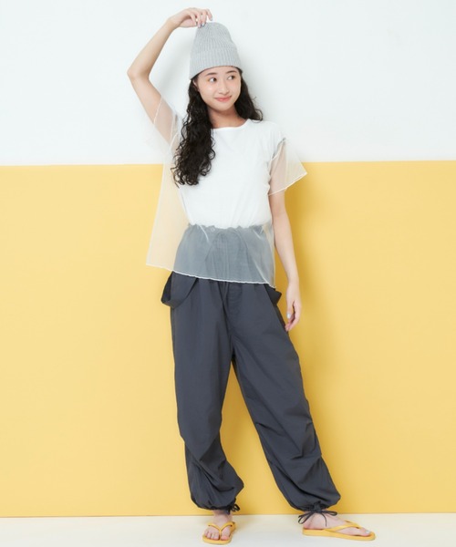 MERLOT（メルロー）の「チュールドッキング半袖Tシャツ（Tシャツ/カットソー・レディース・ホワイト/ブラック・FREE）」の4枚目の写真