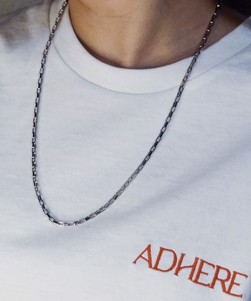 BROTHERHOOD（ブラザーフッド）の「【BROTHERHOOD】レクタングルベネチアンネックレス「サージカルステンレス」（ネックレス・メンズ・シルバー・FREE）」の5枚目の写真
