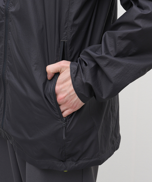 Rab（ラブ）の「【Rab/ラブ】Vital Hoody（マウンテンパーカー・メンズ・チャコールグレー/イエロー・LARGE/MEDIUM/SMALL）」の13枚目の写真