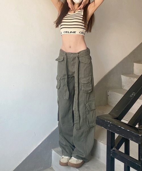Chick(チック)の「▲Loose Fit Vintage Military Cargo Pants / ルーズフィット ヴィンテージ ワーク カーゴパンツ(カーゴパンツ・メンズ・ブラック/カーキ・L/XL)」の3枚目の写真