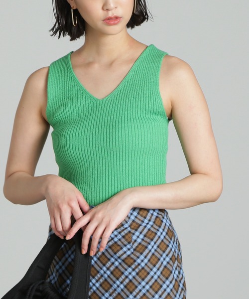 FREE'S MART（フリーズマート）の「◆ミニブークレＶネックニットタンクトップ（タンクトップ・レディース・ホワイト/ブラック/ピンク/グリーン・FREE）」の6枚目の写真