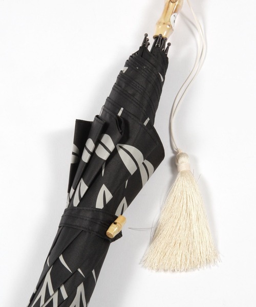 LEPSIM（レプシィム）の「晴雨兼用/長傘[柄]　178394（長傘・レディース・ブルー/ブラック/ベージュ・ONE SIZE）」の5枚目の写真