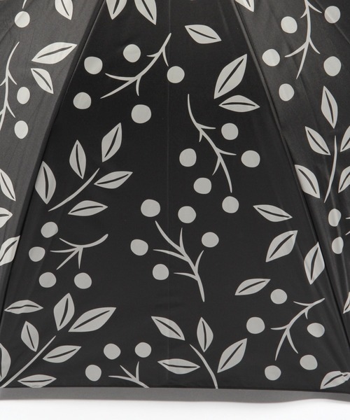 LEPSIM（レプシィム）の「晴雨兼用/長傘[柄]　178394（長傘・レディース・ブルー/ブラック/ベージュ・ONE SIZE）」の11枚目の写真