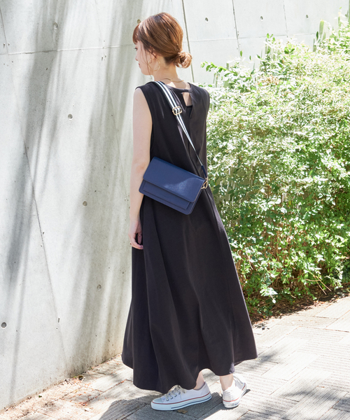 B.C STOCK（ベーセーストック）の「《追加》ラインテープショルダー（ショルダーバッグ・レディース・ブラック/アイボリー/シルバー/ネイビー・FREE）」の11枚目の写真