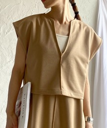 She's Closet（シーズクローゼット）の「深vネックオーバーサイズショート丈カットソーベスト（ベスト・レディース）」
