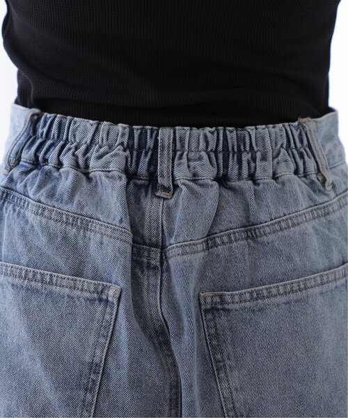 frames RAY CASSIN（フレームスレイカズン）の「カーブデニムパンツ（デニムパンツ・レディース・ライトインディゴブルー/ケミカルウォッシュ/インディゴブルー・FREE）」の21枚目の写真