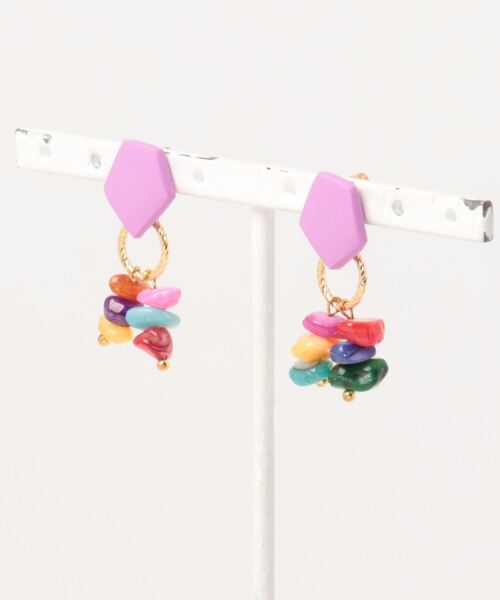 tone(トーン)の「【atelier*mio】ポリマークレイ × シェルビジュー costume jewelry ピアス(ピアス(両耳用)・レディース・ブラック/レッド/グリーン/イエロー/パープル/グリーン系その他/ブラック系その他/パープル系その他/ブルー・FREE)」の6枚目の写真