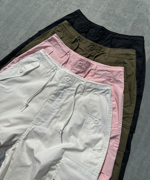 Snap club(スナップクラブ)の「【Snap club】ミリタリーパラシュートワイドカーゴパンツ(カーゴパンツ・レディース・ホワイト/ピンク/ブラック/カーキ・FREE)」の6枚目の写真