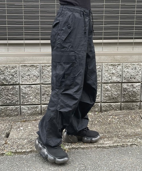 Snap club(スナップクラブ)の「【Snap club】ミリタリーパラシュートワイドカーゴパンツ(カーゴパンツ・レディース・ホワイト/ピンク/ブラック/カーキ・FREE)」の12枚目の写真