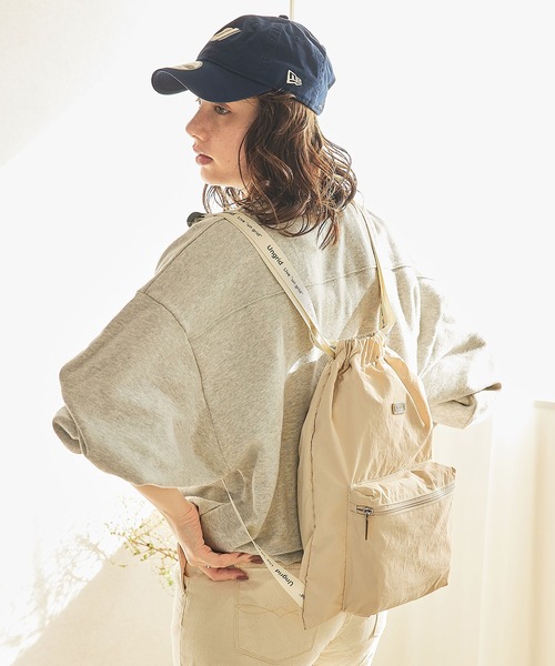 Ungrid(アングリッド)の「【Ungrid/アングリッド】撥水軽量ソフトナイロン ロゴテープナップサック スポーツジムバッグ(バックパック/リュック・レディース・ブラック/アイボリー/グレイッシュベージュ/ブルーグレー/ミント/ブラック×ホワイト/ホワイト×ブラック・FREE)」の15枚目の写真