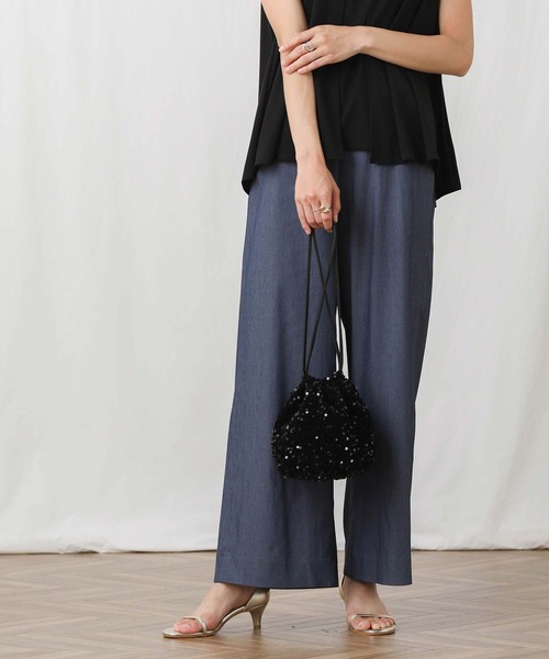 Gready Brilliant（グレディブリリアン）の「スパンコール巾着（クラッチバッグ・レディース・ブラック・FREE）」の3枚目の写真