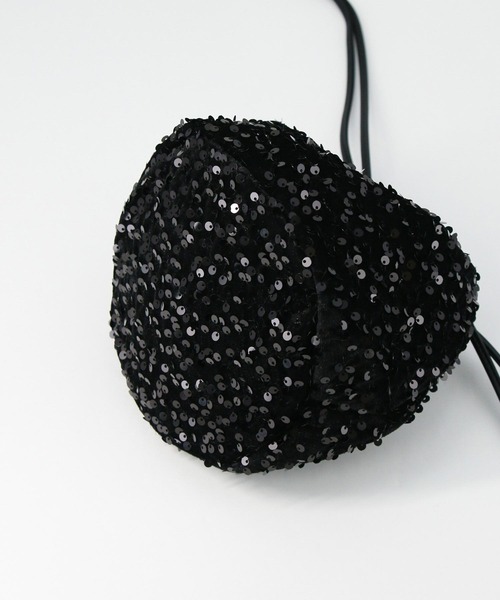 Gready Brilliant（グレディブリリアン）の「スパンコール巾着（クラッチバッグ・レディース・ブラック・FREE）」の8枚目の写真