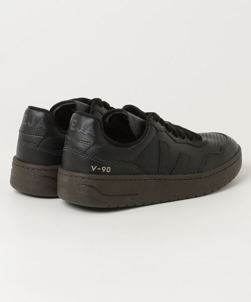 VEJA / 'V-90' スニーカー（スニーカー）｜VEJA（ヴェジャ）の