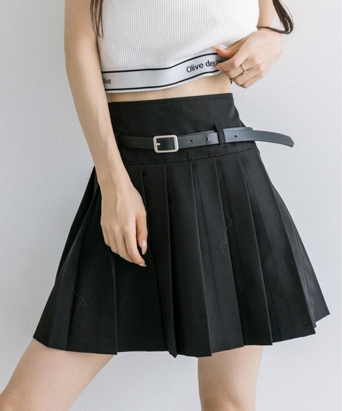 OLIVE des OLIVE（オリーブデオリーブ）の「細ベルト付きプリーツスカート　1032010090（スカート・レディース・チェック/ワンウォッシュ/チャコールグレー/ブラック・FREE）」の2枚目の写真