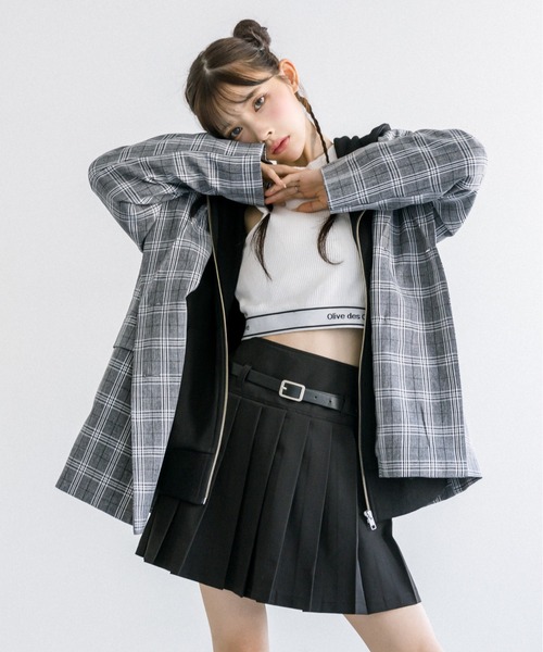 OLIVE des OLIVE（オリーブデオリーブ）の「細ベルト付きプリーツスカート　1032010090（スカート・レディース・チェック/ワンウォッシュ/チャコールグレー/ブラック・FREE）」の6枚目の写真
