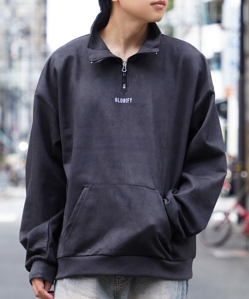 1111clothing(ワンフォークロージング)の「ロゴ刺繍 フェイクスエード ハーフジップ / Logo embroidery faux suede half zip(その他トップス・メンズ・アイボリー/チャコールグレー/ブラウン/ダークグリーン・M/L)」の1枚目の写真