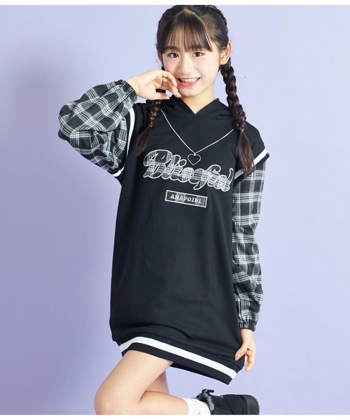 ANAP GiRL(アナップガール)の「くまチェックレイヤード裏毛ワンピネックレス付(ワンピース・キッズ・ベージュ/ブラック・XS/S)」の6枚目の写真