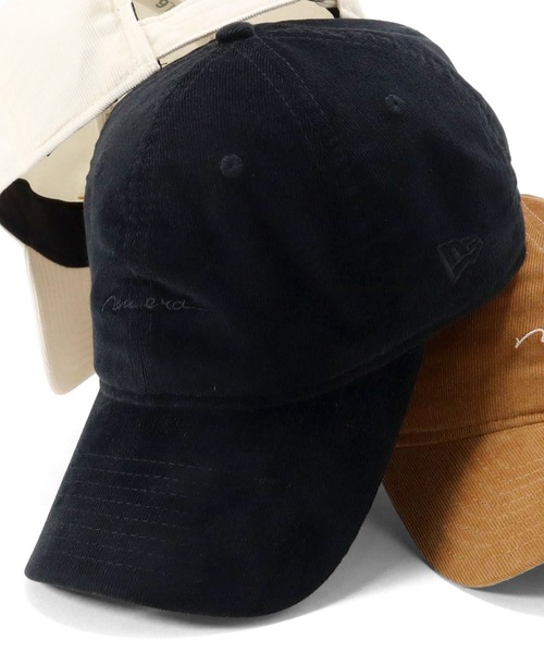 NEW ERA(ニューエラ)の「ニューエラ キャップ 手書きロゴ ONSPOTZ別注(キャップ・レディース・ベージュ系その他/ホワイト/ブラウン/グリーン/グレー/ベージュ/ブラック/ブラウン系その他/ベージュ系その他2/ホワイト系その他/ベージュ系その他3/ブラウン系その他2/ブラック系その他/ネイビー・FREE/M/L)」の4枚目の写真