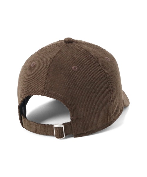 NEW ERA(ニューエラ)の「ニューエラ キャップ 手書きロゴ ONSPOTZ別注(キャップ・レディース・ベージュ系その他/ホワイト/ブラウン/グリーン/グレー/ベージュ/ブラック/ブラウン系その他/ベージュ系その他2/ホワイト系その他/ベージュ系その他3/ブラウン系その他2/ブラック系その他/ネイビー・FREE/M/L)」の22枚目の写真