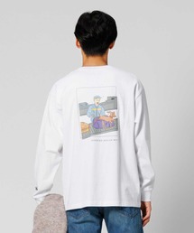 バックグラフィック長袖Tシャツ