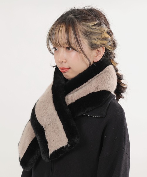 MARY QUANT（マリークワント）の「リバーシブルファー マフラー
