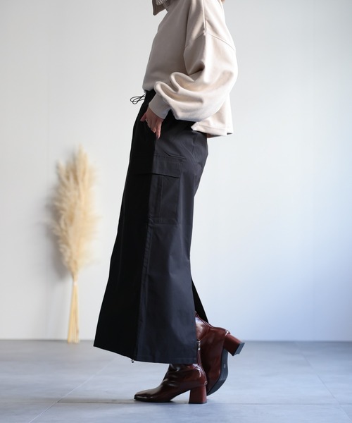 ap retro(アプレトロ)の「バックスリットロングカーゴスカート(スカート・レディース・チャコールグレー/ブラック/カーキ・FREE)」の11枚目の写真