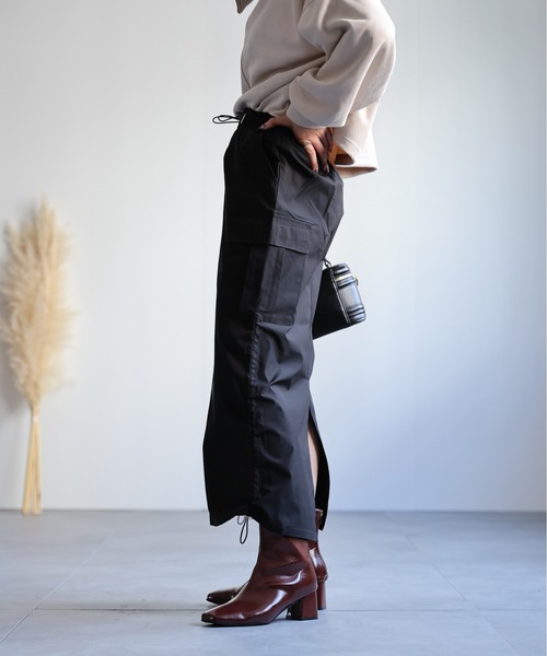 ap retro(アプレトロ)の「バックスリットロングカーゴスカート(スカート・レディース・チャコールグレー/ブラック/カーキ・FREE)」の15枚目の写真