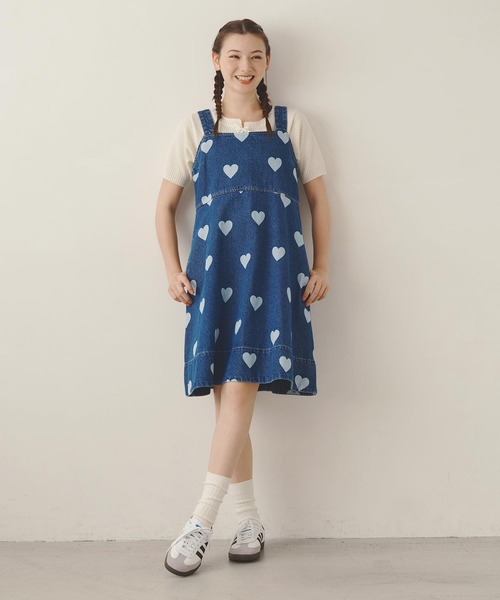 MILKFED.（ミルクフェド）の「HEART PRINTED DENIM DRESS（ワンピース・レディース・ブラック/ライトインディゴブルー・S/M）」の15枚目の写真