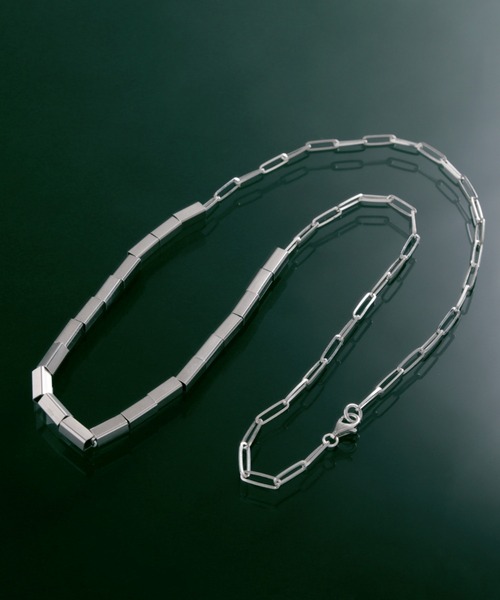 YArKA（ヤーカ）の「【YArKA/ヤーカ】square parts move necklace [LBN6] / スクエアパーツ&長あずきミックスパーツネックレス（ネックレス・レディース・シルバー・FREE）」の8枚目の写真