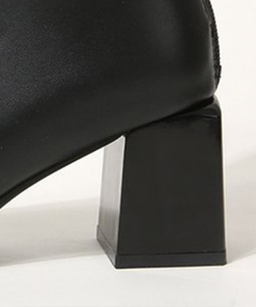 Miniministore(ミニミニストア)の「ショートブーツ 美脚 リブ切り替えブーツ(ブーツ・レディース・ベージュ/ブラック・23.5cm/24.5cm/23.0cm/24.0cm/25.0cm)」の20枚目の写真