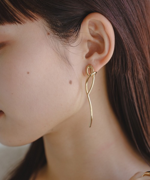 Kastane(カスタネ)の「【fiw.】ループロングイヤリング(イヤリング・レディース・ゴールド/シルバー・FREE)」の10枚目の写真