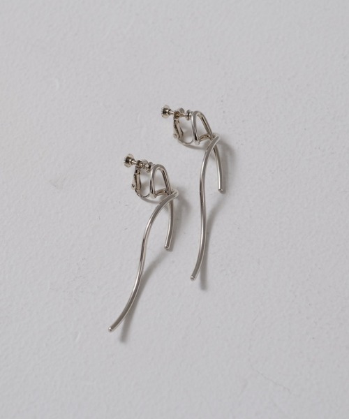 Kastane(カスタネ)の「【fiw.】ループロングイヤリング(イヤリング・レディース・ゴールド/シルバー・FREE)」の4枚目の写真