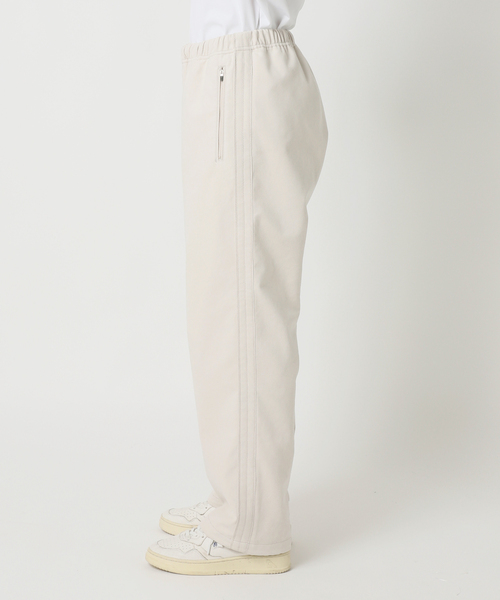 EDIFICE(エディフィス)の「フェイクスエード トレーニングパンツ(その他パンツ・メンズ・アイボリー/ネイビー・MEDIUM/LARGE)」の19枚目の写真