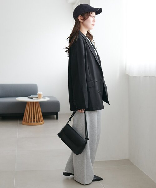 DISCOAT（ディスコート）の「テックリネンシャツジャケット《WEB限定カラーあり》（テーラードジャケット・レディース・チャコールグレー/ライトグレー/グレイッシュベージュ/ブラック/ブラウン・LARGE/MEDIUM）」の12枚目の写真