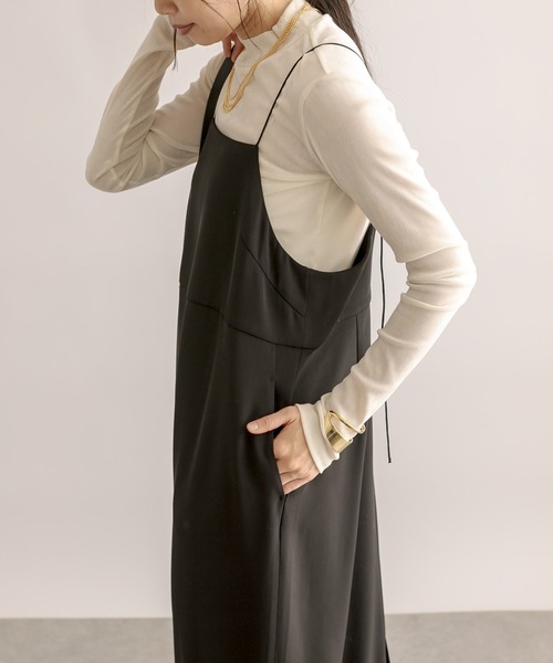 RIVE DROITE（リヴドロワ）の「スクエアキャミワンピース（ワンピース・レディース・ブラック/カーキ・FREE）」の4枚目の写真