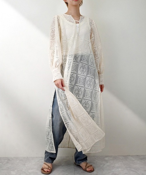 STYLEBLOCK（スタイルブロック）の「ブロックレースボリュームスリーブスリットワンピース（ワンピース・レディース・ホワイト/アイボリー/ブラック・M）」の9枚目の写真