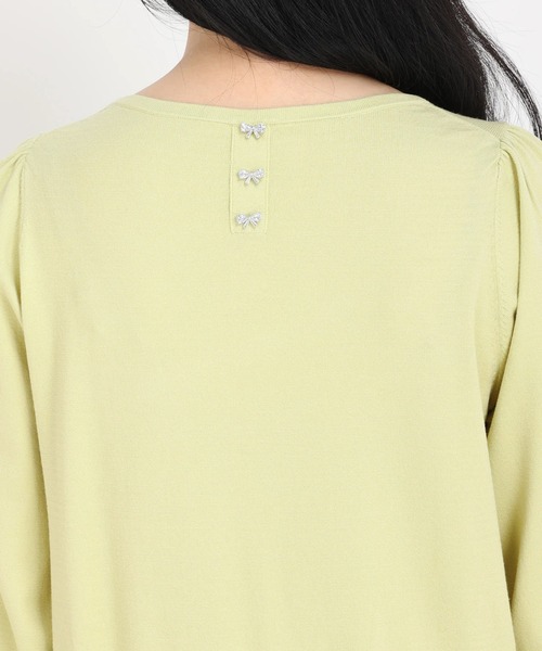 STRAWBERRY-FIELDS（ストロベリーフィールズ）の「ﾊﾞｯｸﾘﾎﾞﾝ釦ﾊﾟﾌｽﾘｰﾌﾞﾆｯﾄ（ニット/セーター・レディース・ブラック/オフホワイト/ミント/ピンク・2）」の9枚目の写真