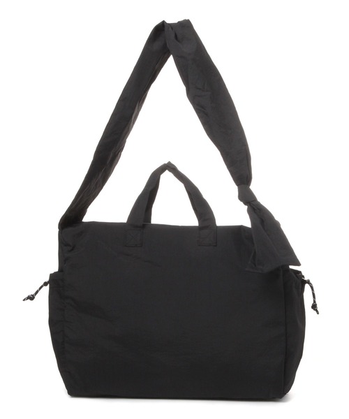 LEPSIM（レプシィム）の「マタニティ／撥水ナイロンBIGショルダー　103677（マザーズバッグ・レディース・アイボリー/ブラック・ONE SIZE）」の14枚目の写真