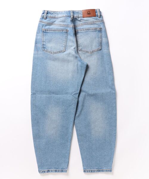 BENETTON (UNITED COLORS OF BENETTON)(ベネトンユナイテッドカラーズオブベネトン)の「5ポケットクロップド丈バルーンデニムパンツ(デニムパンツ・レディース・ライトインディゴブルー/インディゴブルー・28inch/27inch/26inch/25inch)」の3枚目の写真