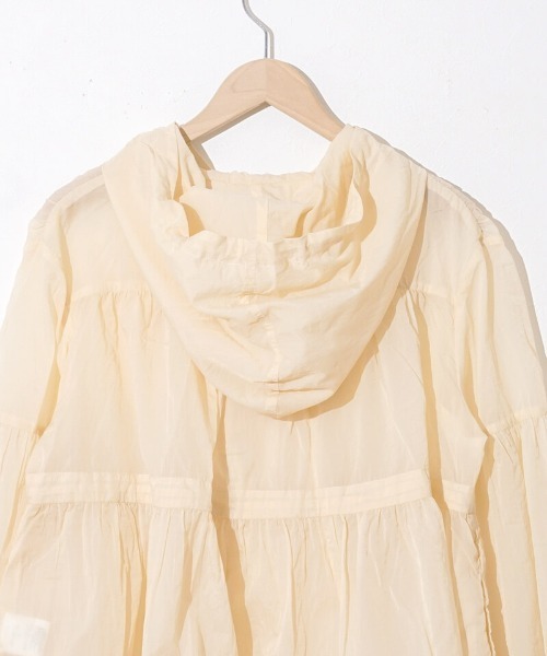 flower（フラワー）の「レディフレアフーディー（ナイロンジャケット・レディース・ホワイト/ベージュ・FREE）」の15枚目の写真