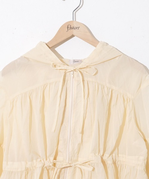 flower（フラワー）の「レディフレアフーディー（ナイロンジャケット・レディース・ホワイト/ベージュ・FREE）」の17枚目の写真