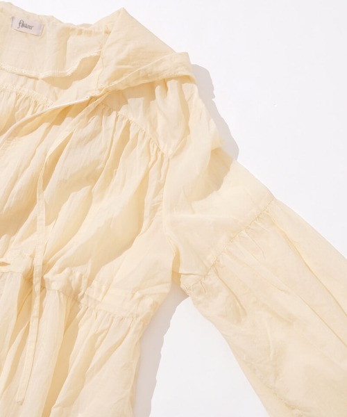 flower（フラワー）の「レディフレアフーディー（ナイロンジャケット・レディース・ホワイト/ベージュ・FREE）」の9枚目の写真