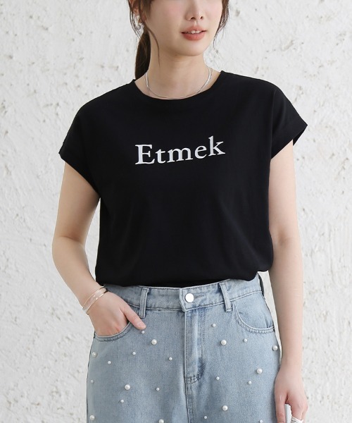 Doux Belle(ドゥーベル)の「コットン英字半袖Tシャツ(Tシャツ/カットソー・レディース・ブラック/オフホワイト・MEDIUM)」の6枚目の写真