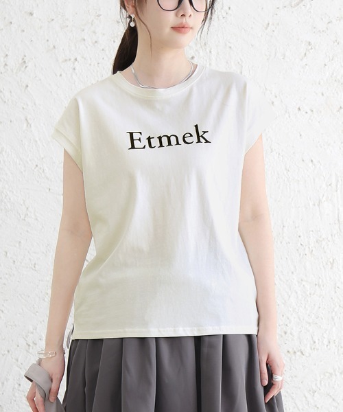 Doux Belle(ドゥーベル)の「コットン英字半袖Tシャツ(Tシャツ/カットソー・レディース・ブラック/オフホワイト・MEDIUM)」の18枚目の写真