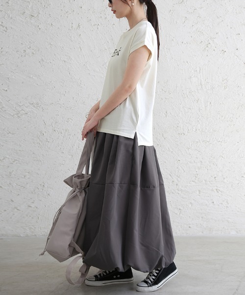 Doux Belle(ドゥーベル)の「コットン英字半袖Tシャツ(Tシャツ/カットソー・レディース・ブラック/オフホワイト・MEDIUM)」の22枚目の写真