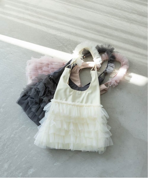 RANDA（ランダ）の「【A4対応】ティアードチュールフリル2WAYバッグ（ショルダーバッグ・レディース・グレー/ピンク/クリーム/ブルー・FREE）」の5枚目の写真