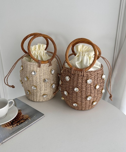 Loueme（ルエム）の「ビジュー巾着かごバッグ（かごバッグ・レディース・ブラウン/アイボリー・FREE）」の3枚目の写真