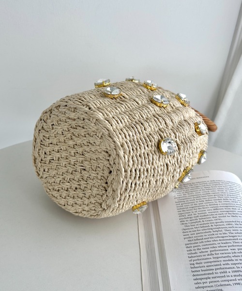 Loueme（ルエム）の「ビジュー巾着かごバッグ（かごバッグ・レディース・ブラウン/アイボリー・FREE）」の9枚目の写真