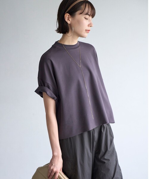 UNFILO(アンフィーロ)の「BEAUTY FORM クロップドワイドTシャツ(Tシャツ/カットソー・レディース・ベージュ系2/ホワイト系/グレー系/ネイビー系2/ブラック系・SMALL/MEDIUM/LARGE)」の4枚目の写真